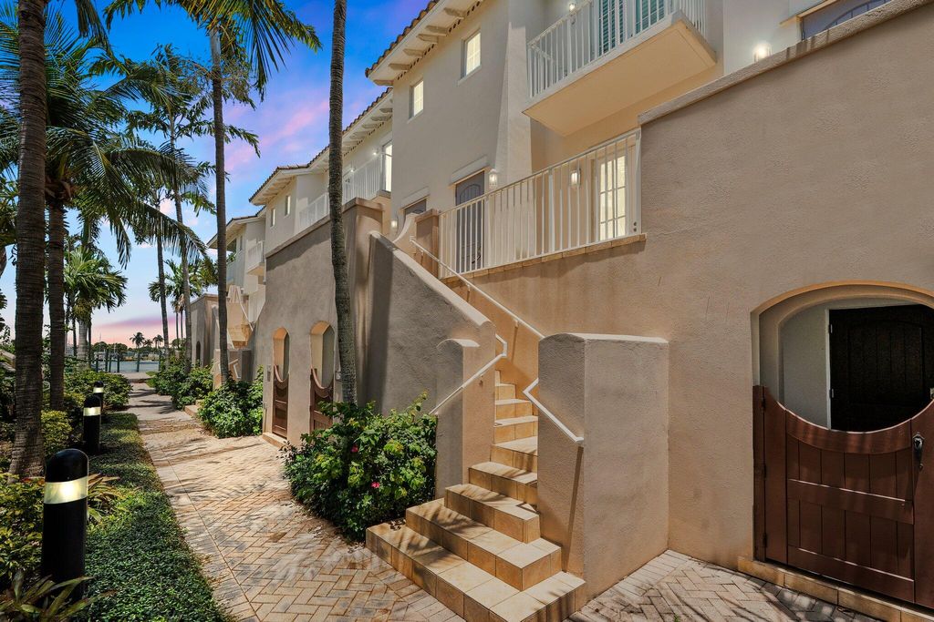 Photo of 1579 Bow Line Road, Fort Pierce, FL 34949 (MLS # R11100308)