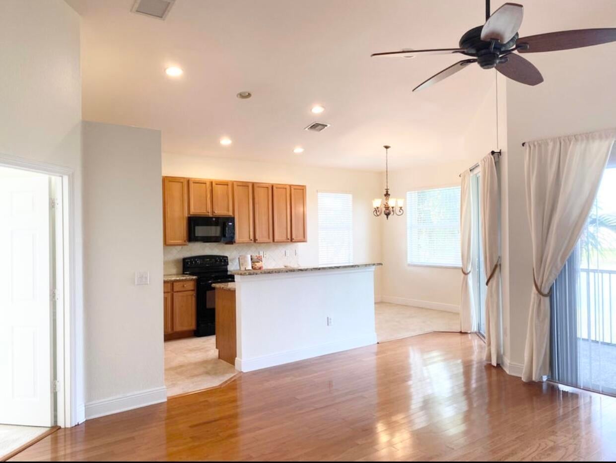 Properties 2097 WINGATE Bend