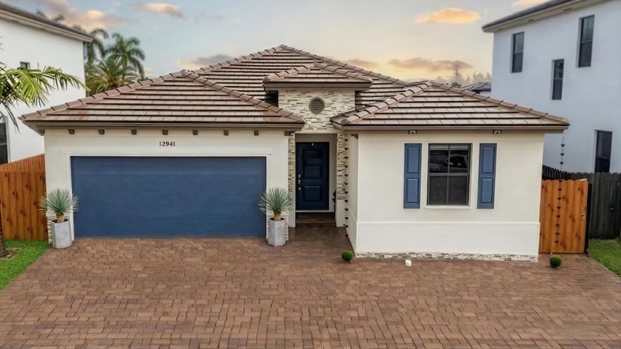 A rare opportunity in Siena Reserve! This pristine one-story Ayla model sits on one of the community's most coveted lots with no rear neighbors and a quiet street buffer for exceptional privacy and natural light. Features include ceramic tile flooring throughout, designer ceilings in the Owner's Suite, and a bright open layout. The modern kitchen includes 36" cabinetry, stainless steel appliances, and open sightlines to the Great Room. Rear gate with private entry adds convenience for guests and gatherings. Resort-style amenities include pool, fitness center, and social room.