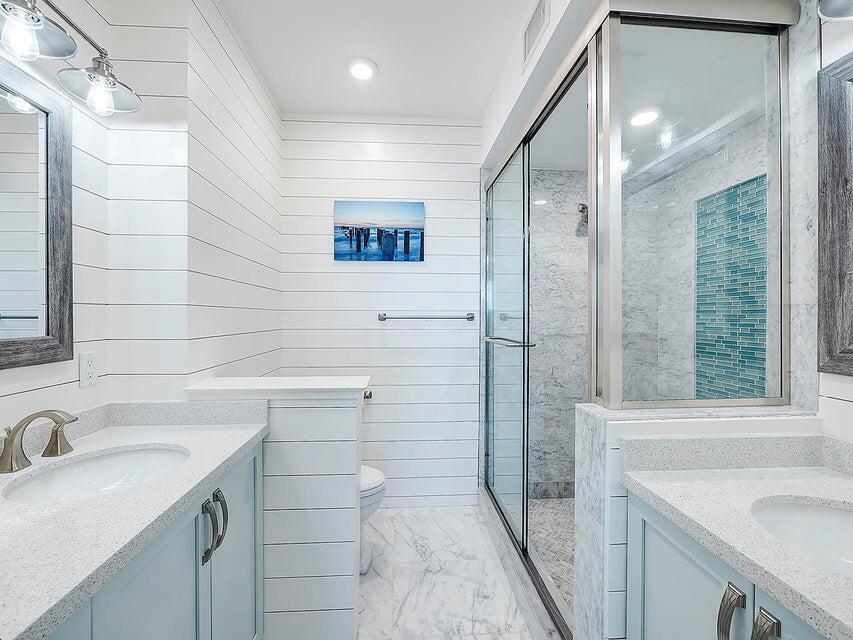 PARADISE HARBOUR CONDO - Residential