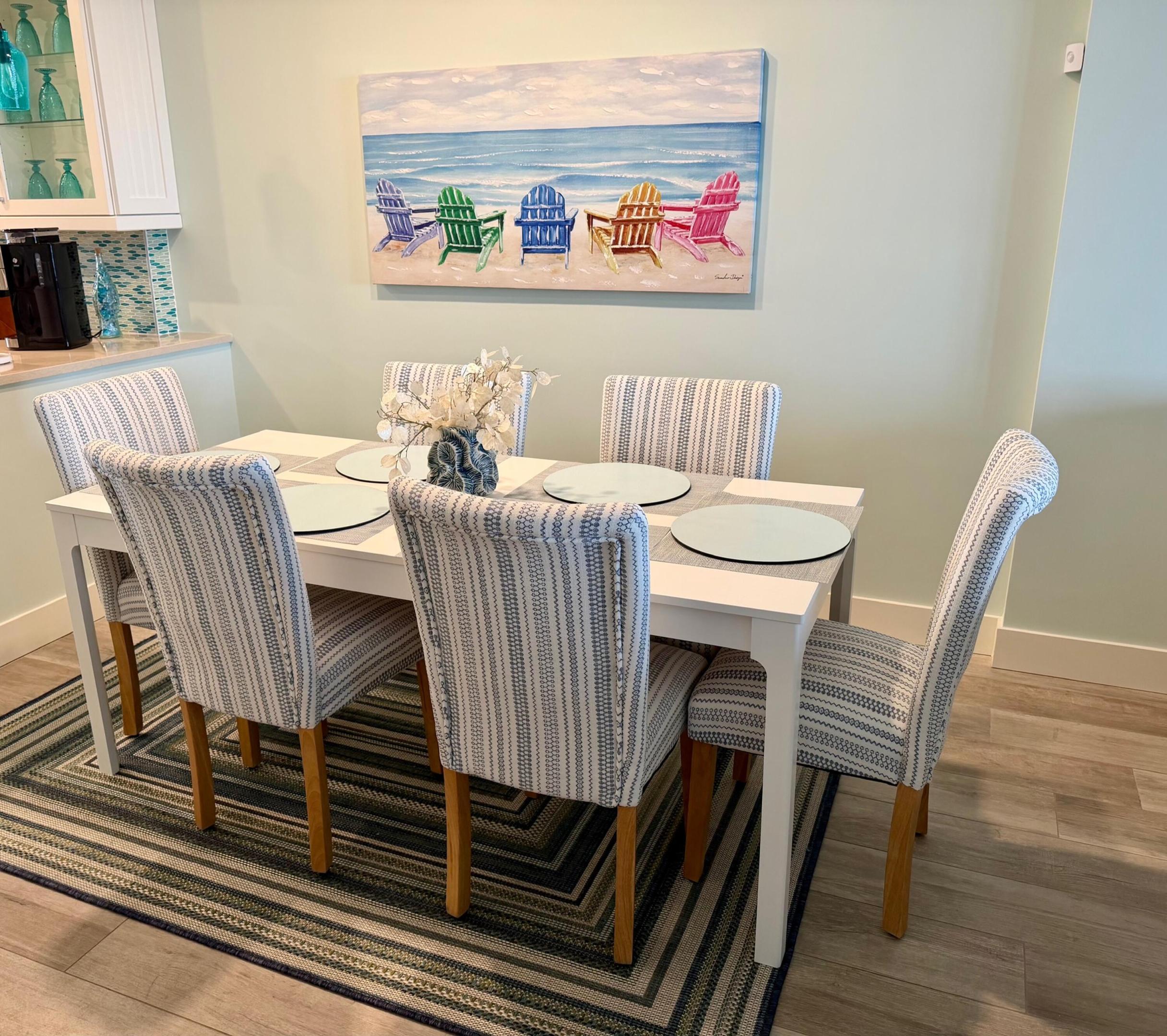 PARADISE HARBOUR CONDO - Residential