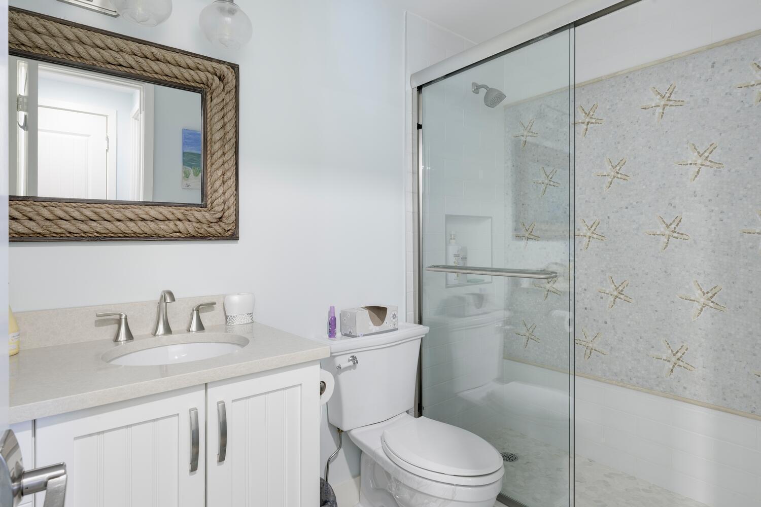 PARADISE HARBOUR CONDO - Residential