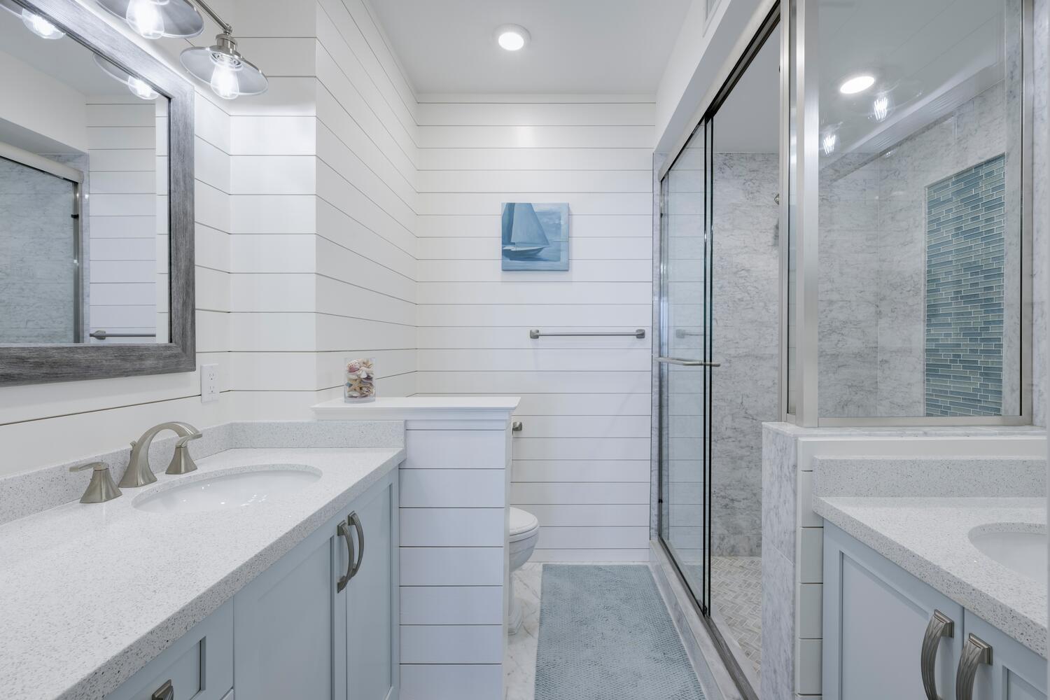 PARADISE HARBOUR CONDO - Residential