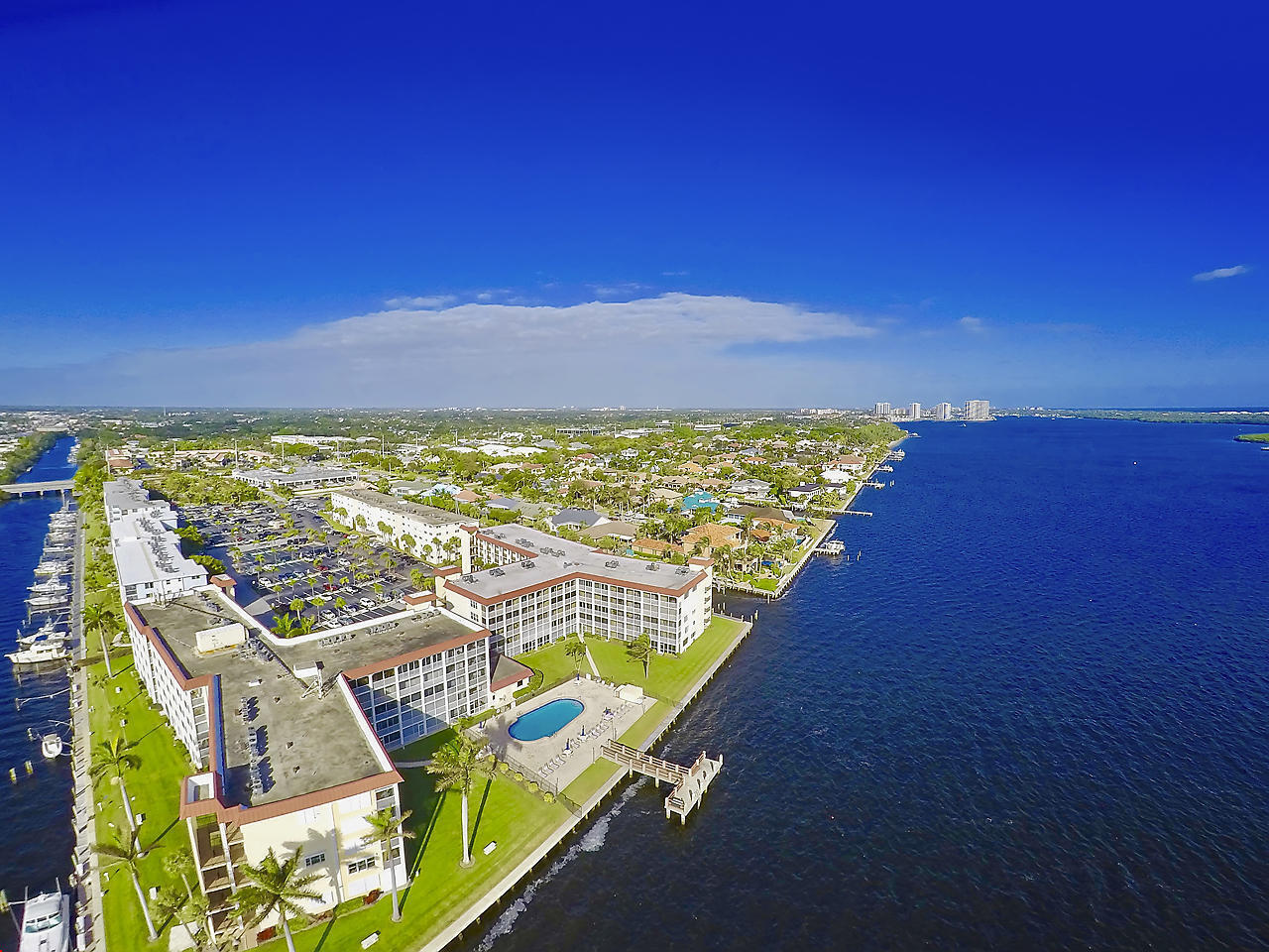 PARADISE HARBOUR CONDO - Residential