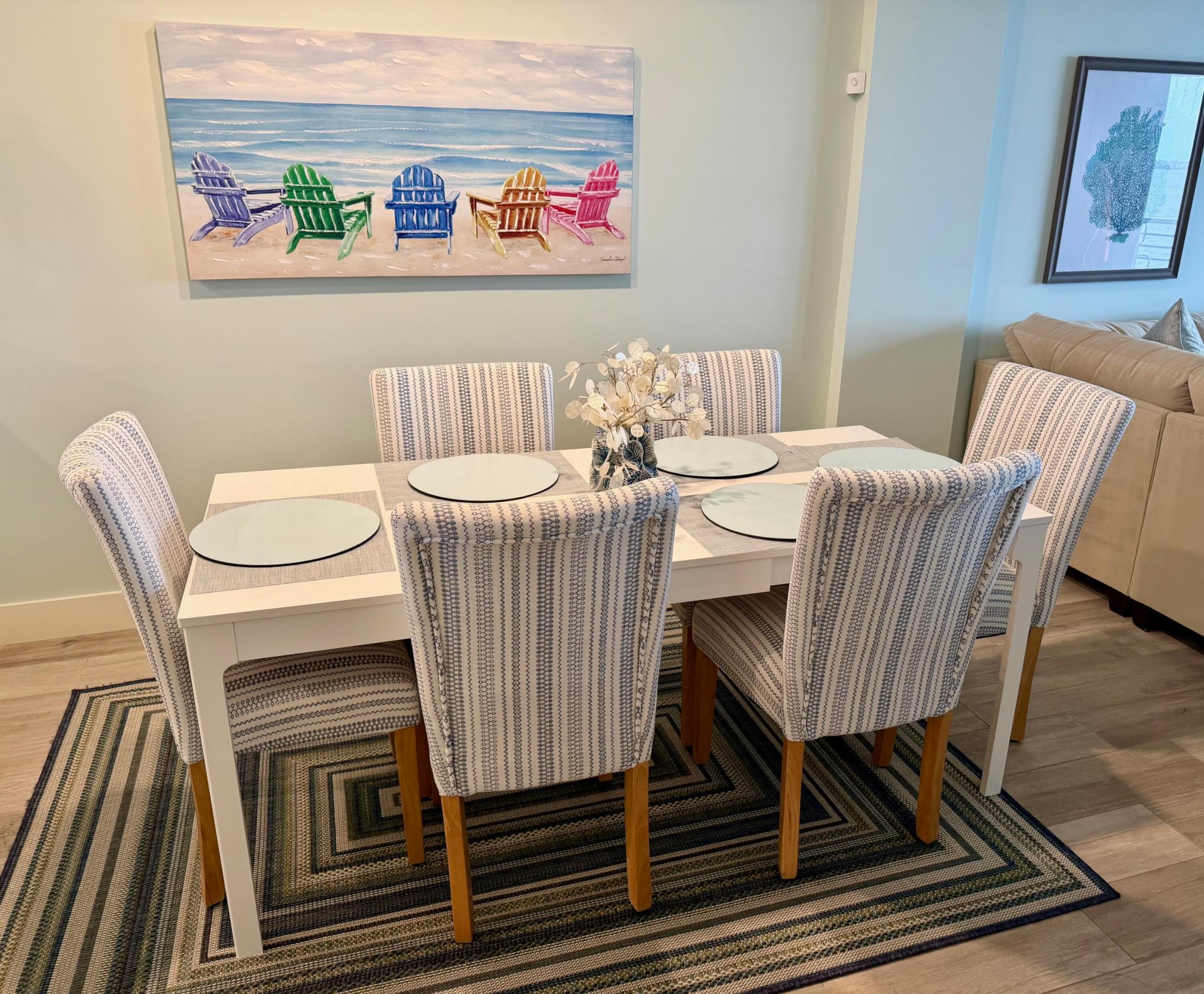 PARADISE HARBOUR CONDO - Residential