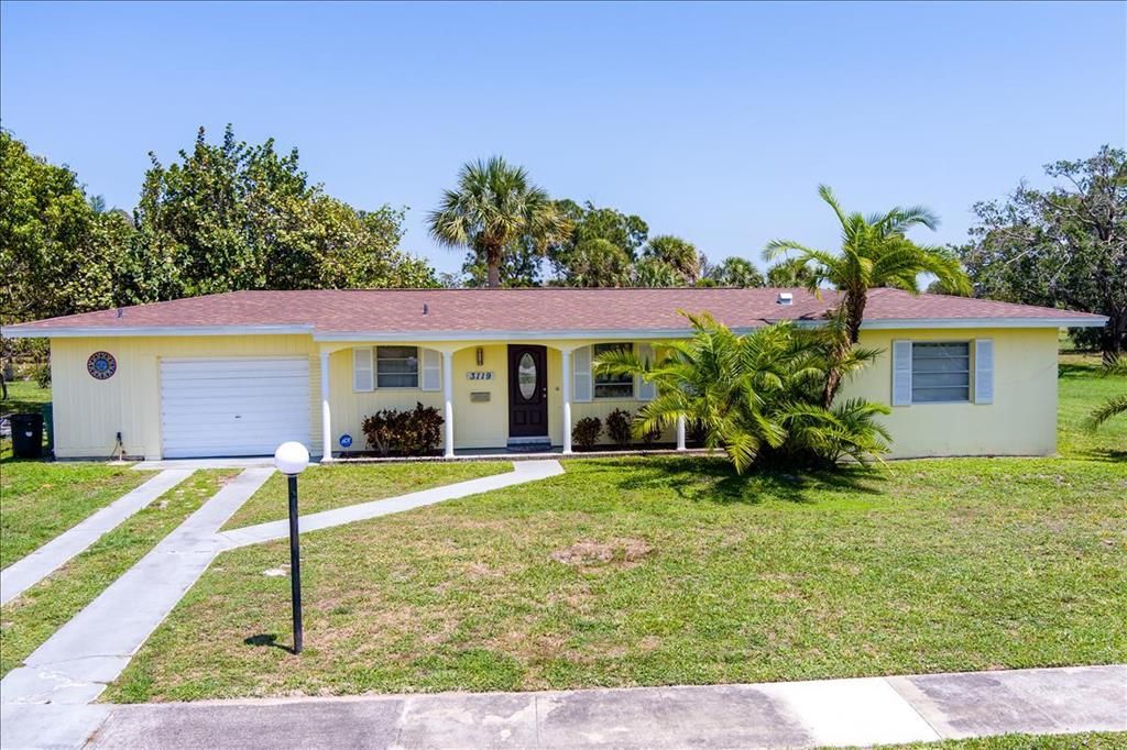 Photo of 3119 SE Overbrook Drive, Port Saint Lucie, FL 34952 (MLS # R10710385)