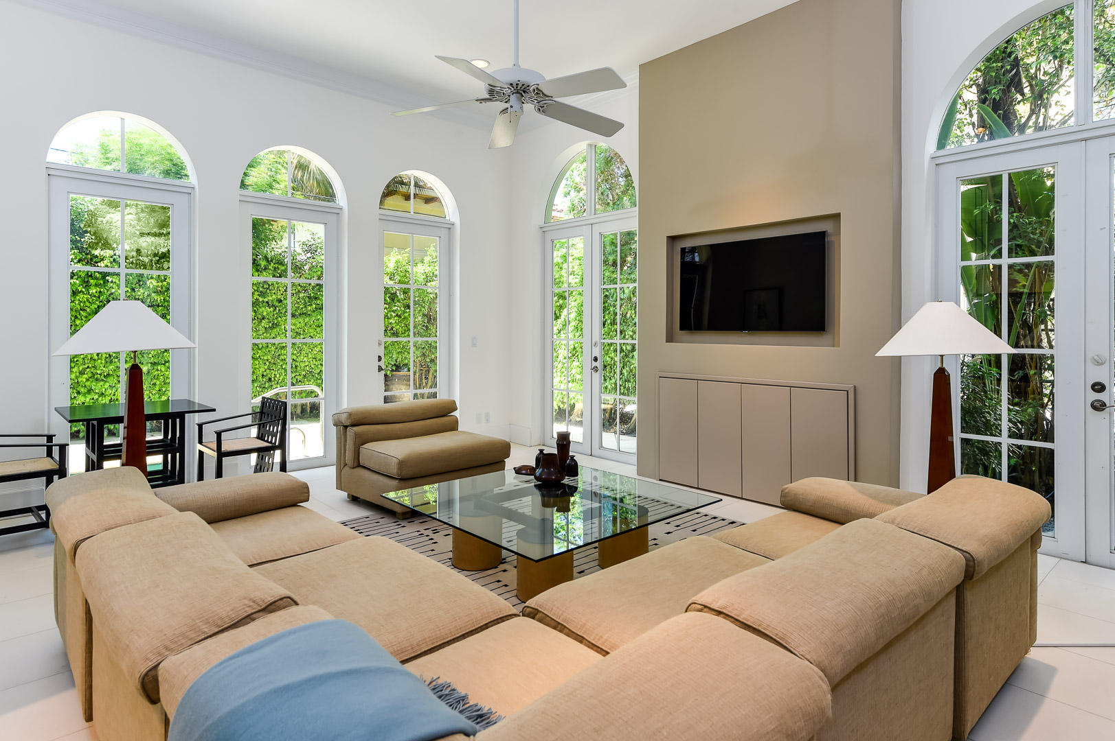 OCEAN PARK H W ROBBINS ADD IN - Residential