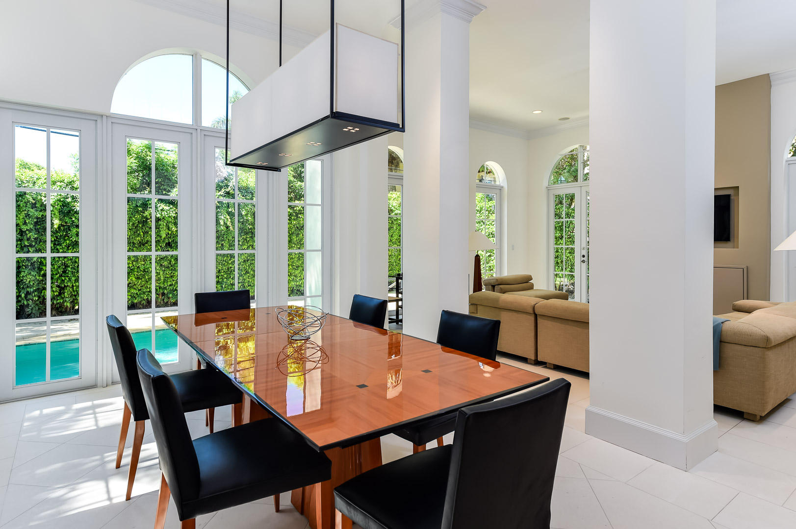 OCEAN PARK H W ROBBINS ADD IN - Residential