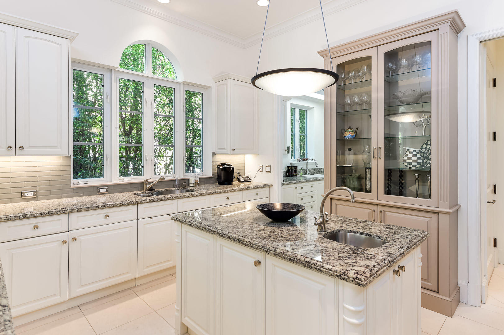 OCEAN PARK H W ROBBINS ADD IN - Residential