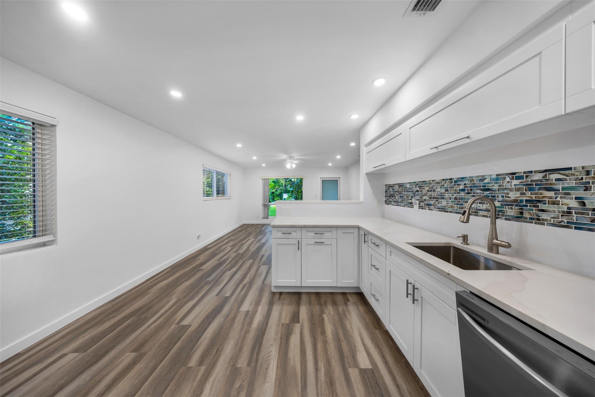 3433 NE 13th Ave