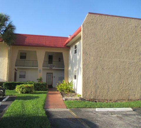 Condominium in West Palm Beach FL 143 Lake Carol Drive Dr.jpg