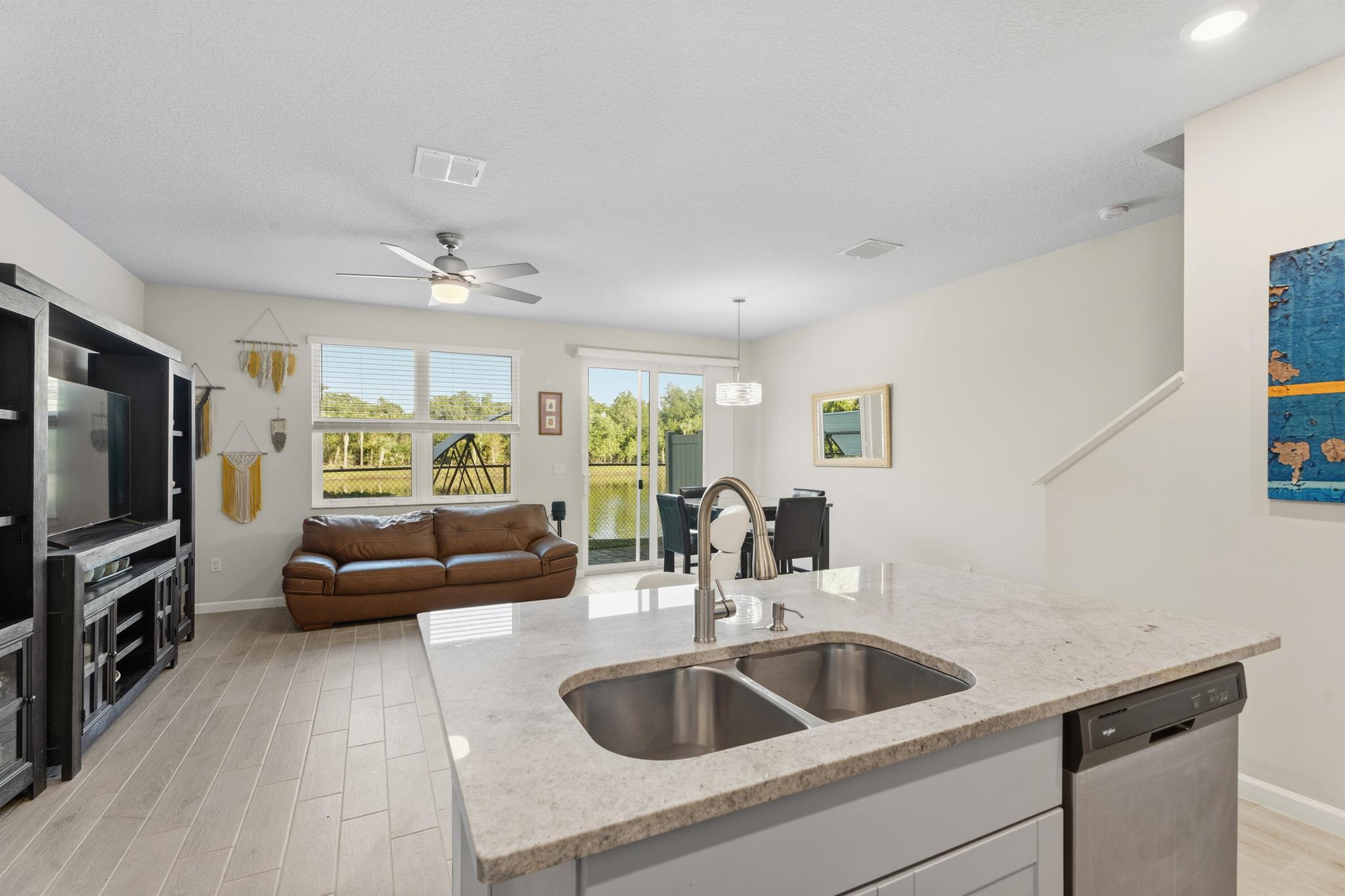 TRILLIUM - Residential