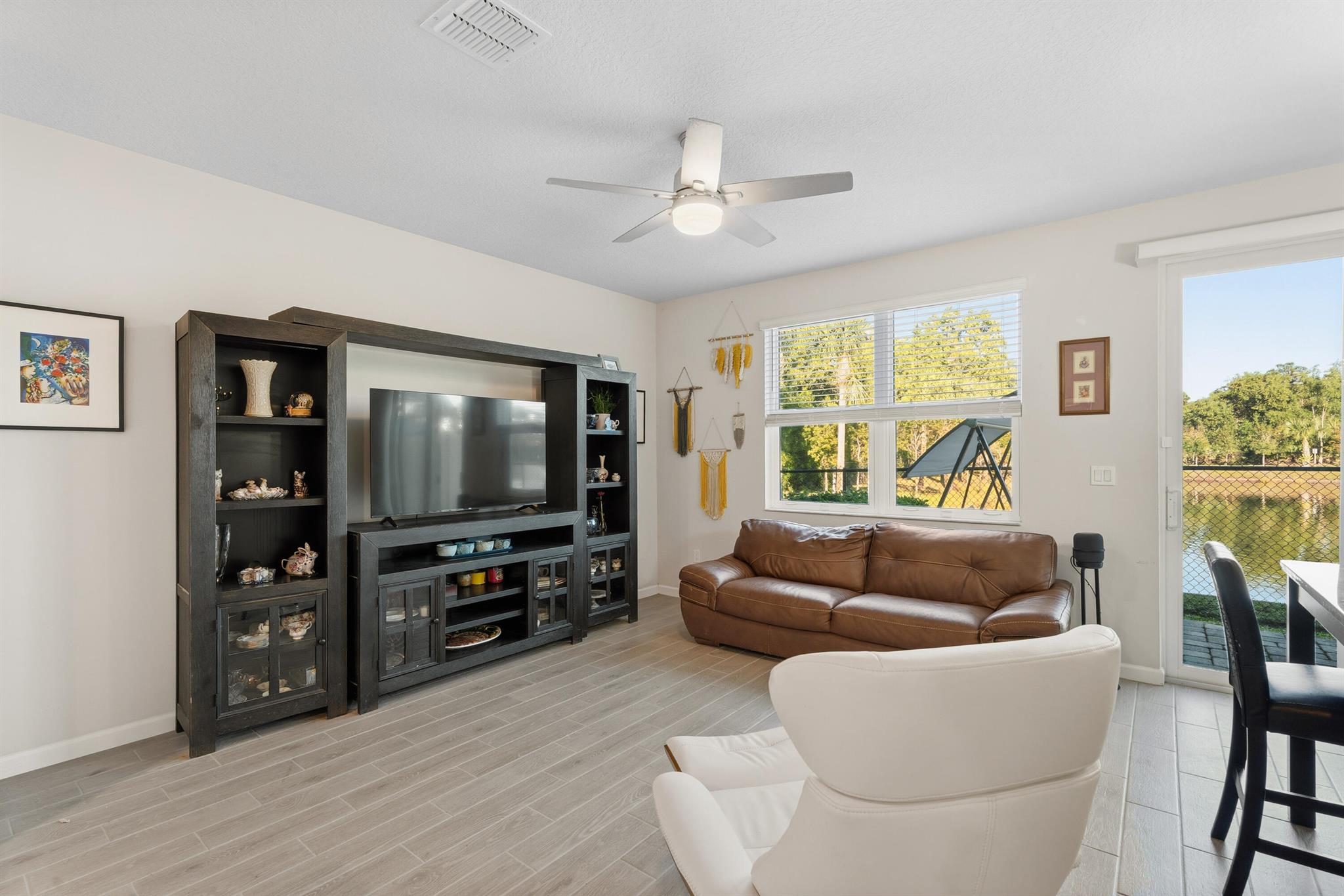 TRILLIUM - Residential