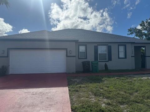 A home in Port St Lucie