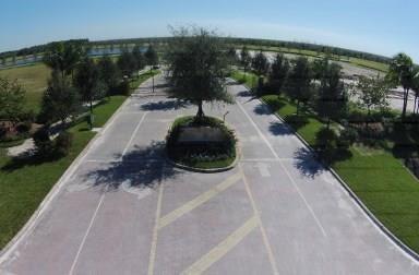 SADDLE CLUB OF WELLINGTON - Land