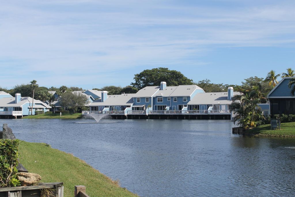 Photo of 1124 Ocean Dunes Circle, Jupiter, FL 33477 (MLS # R11030122)