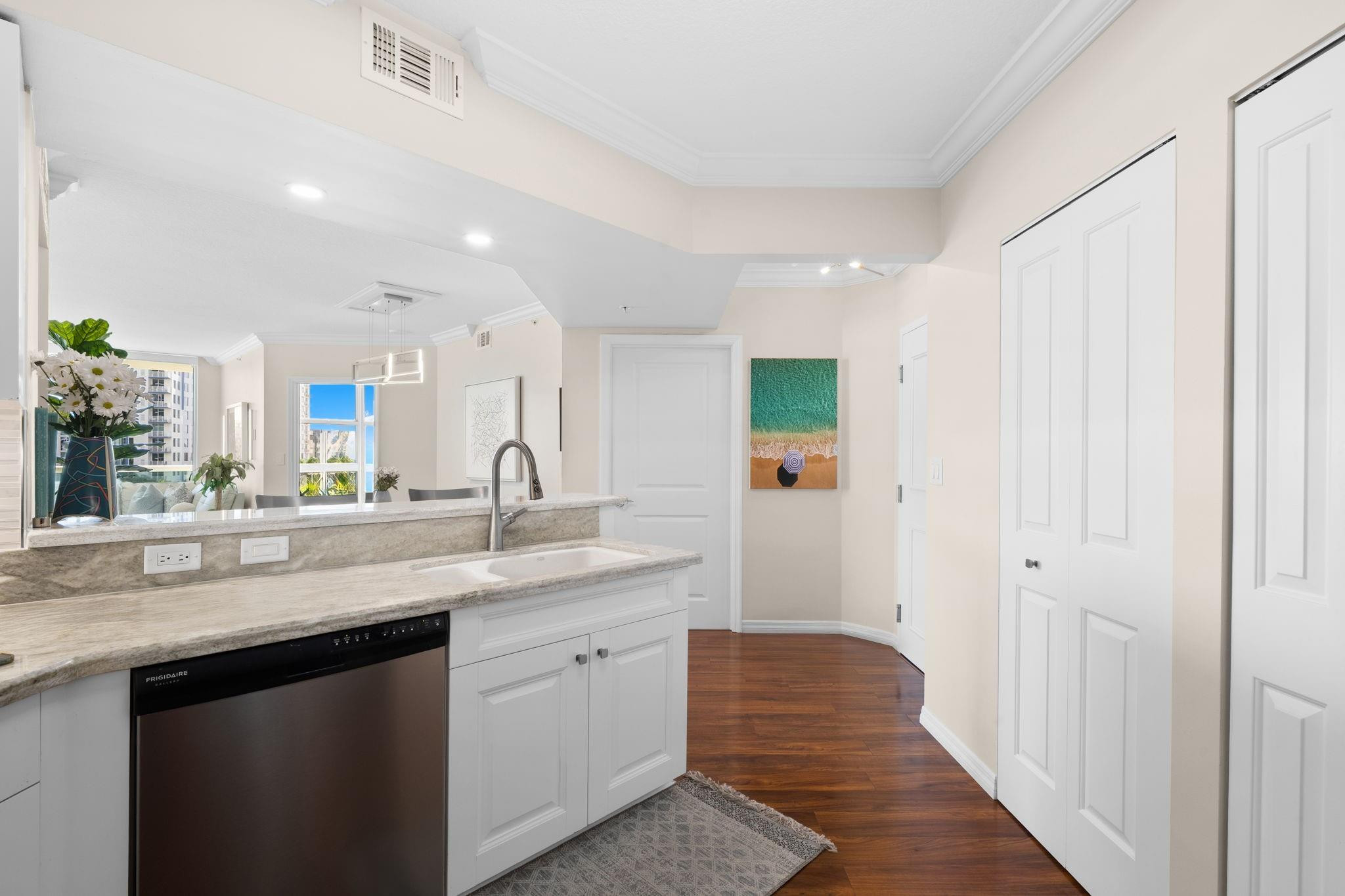 347 N New River Drive 610