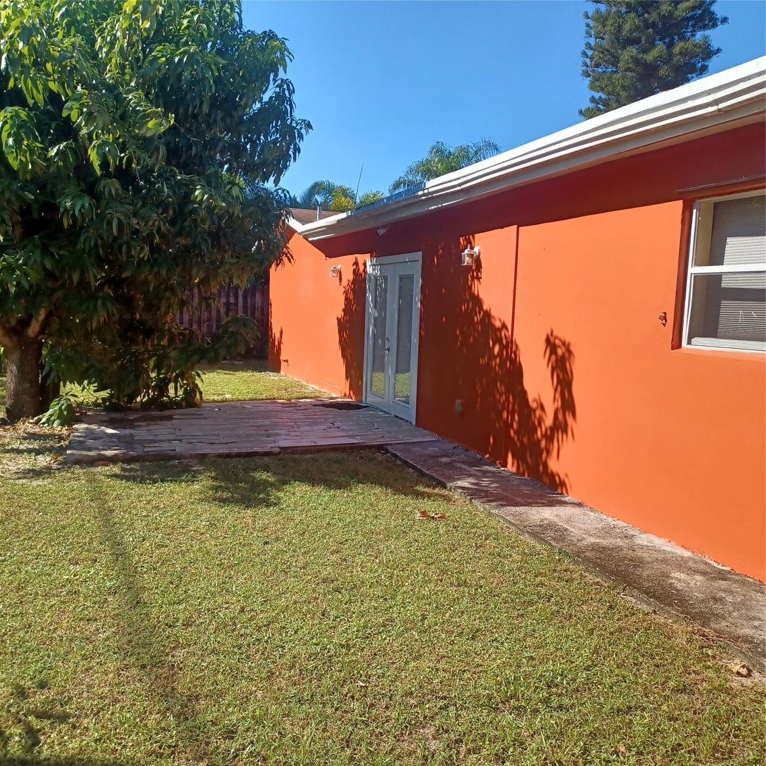 Palm Beach Lakes South 02 - Residential