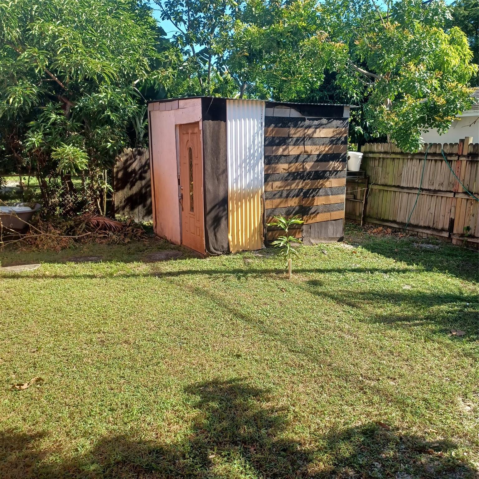 Palm Beach Lakes South 02 - Residential