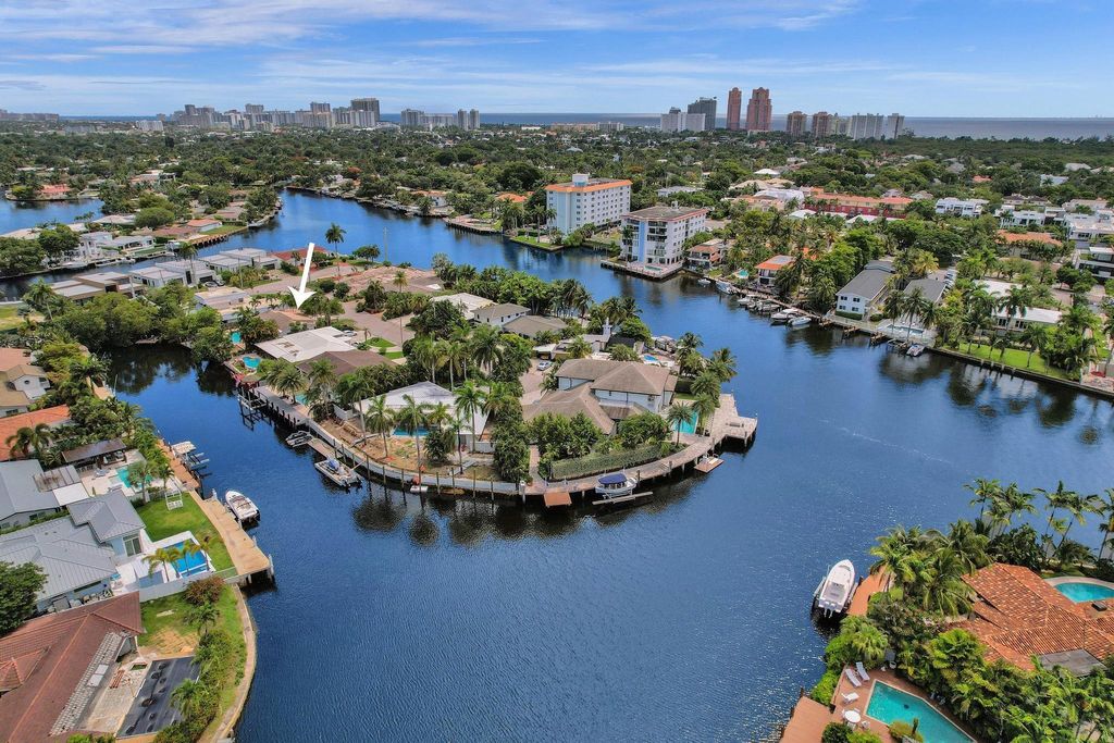 Photo of 1801 NE 23rd Ave, Fort Lauderdale, FL 33305 (MLS # F10539579)