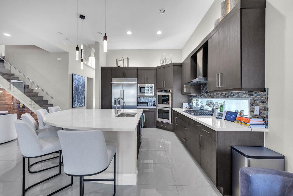 Photo of 16340 Cabernet Drive, Delray Beach, FL 33446 (MLS # R11011549)