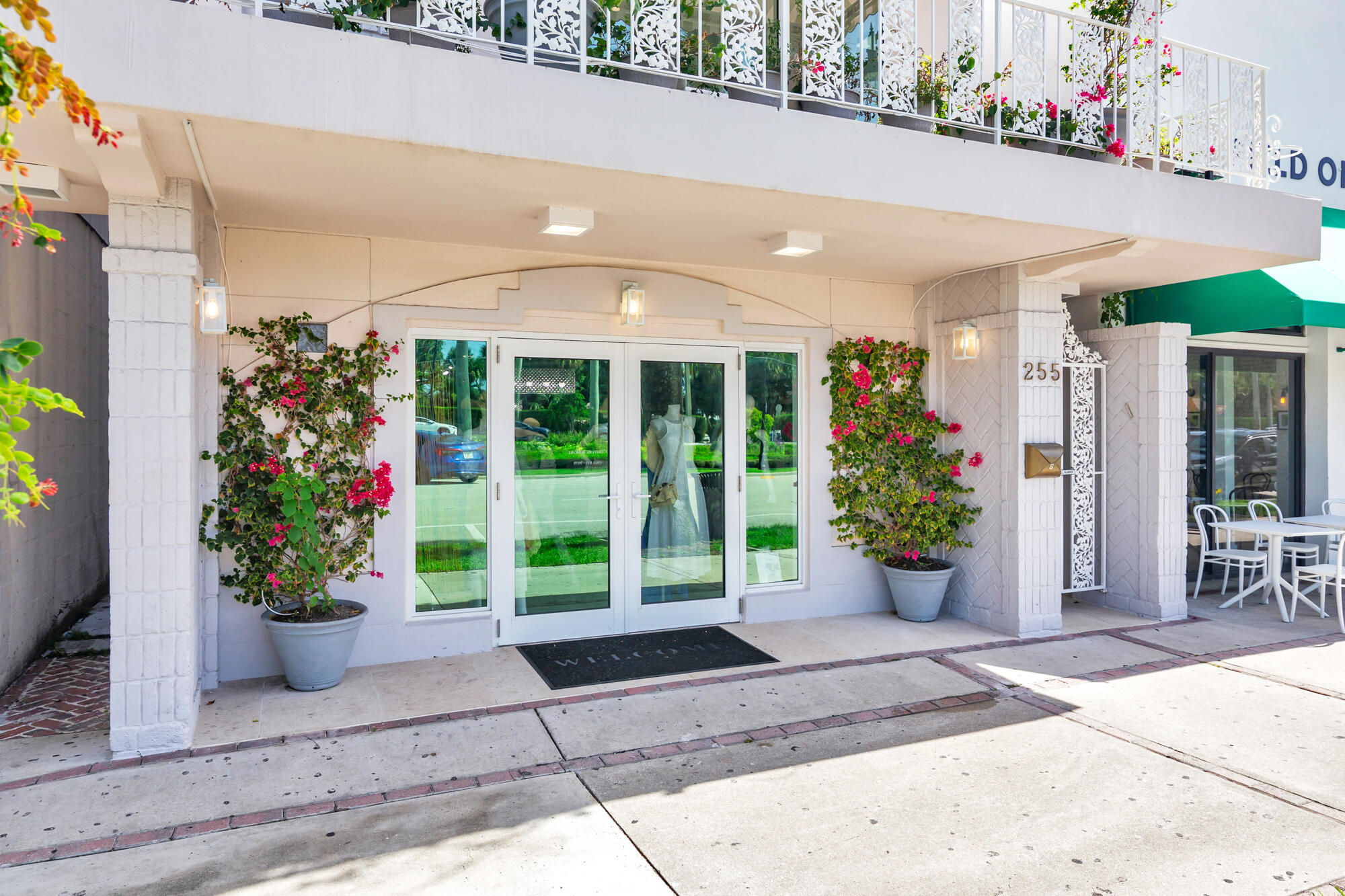 255 Royal Poinciana Way