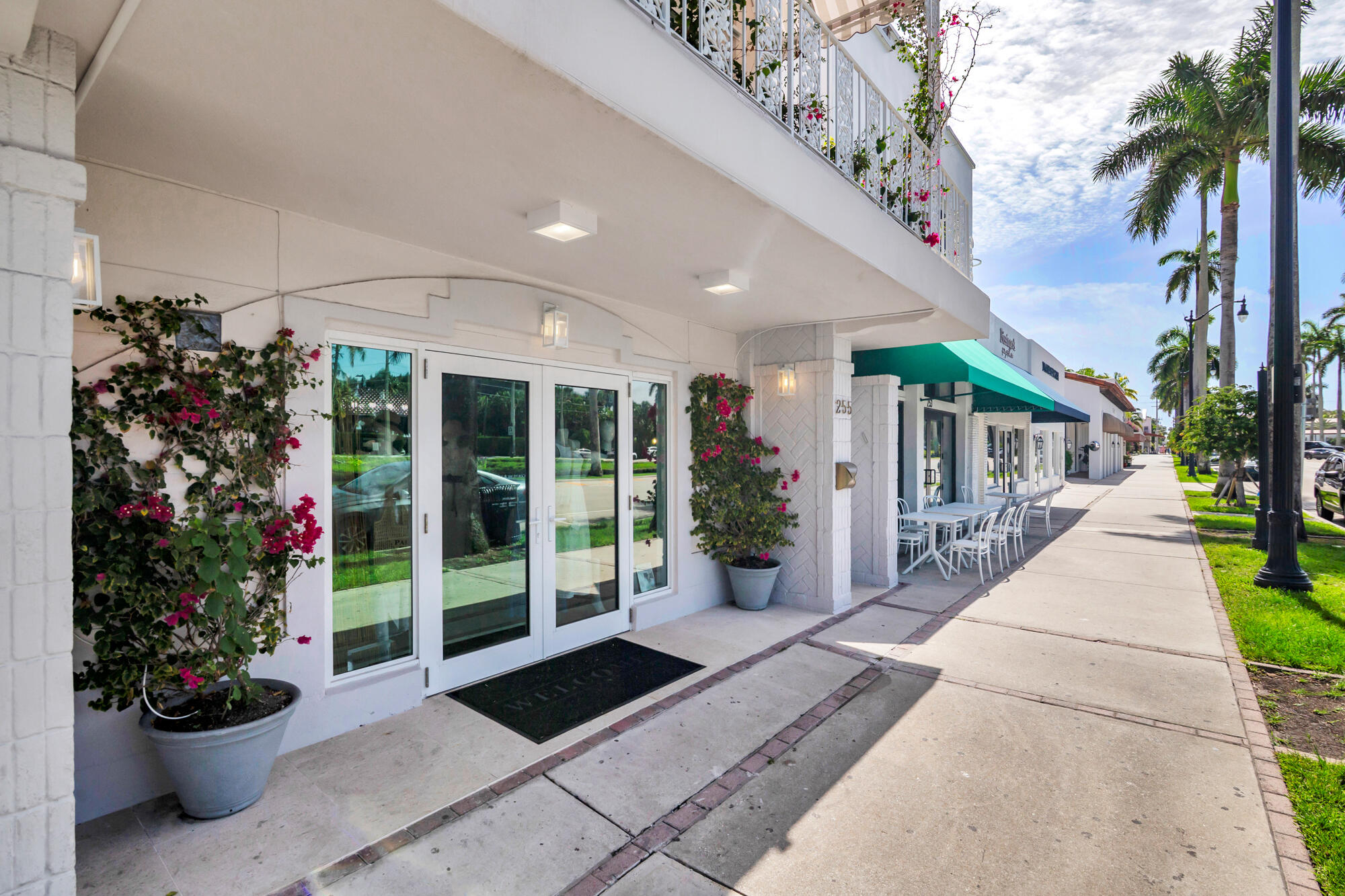 255 Royal Poinciana Way