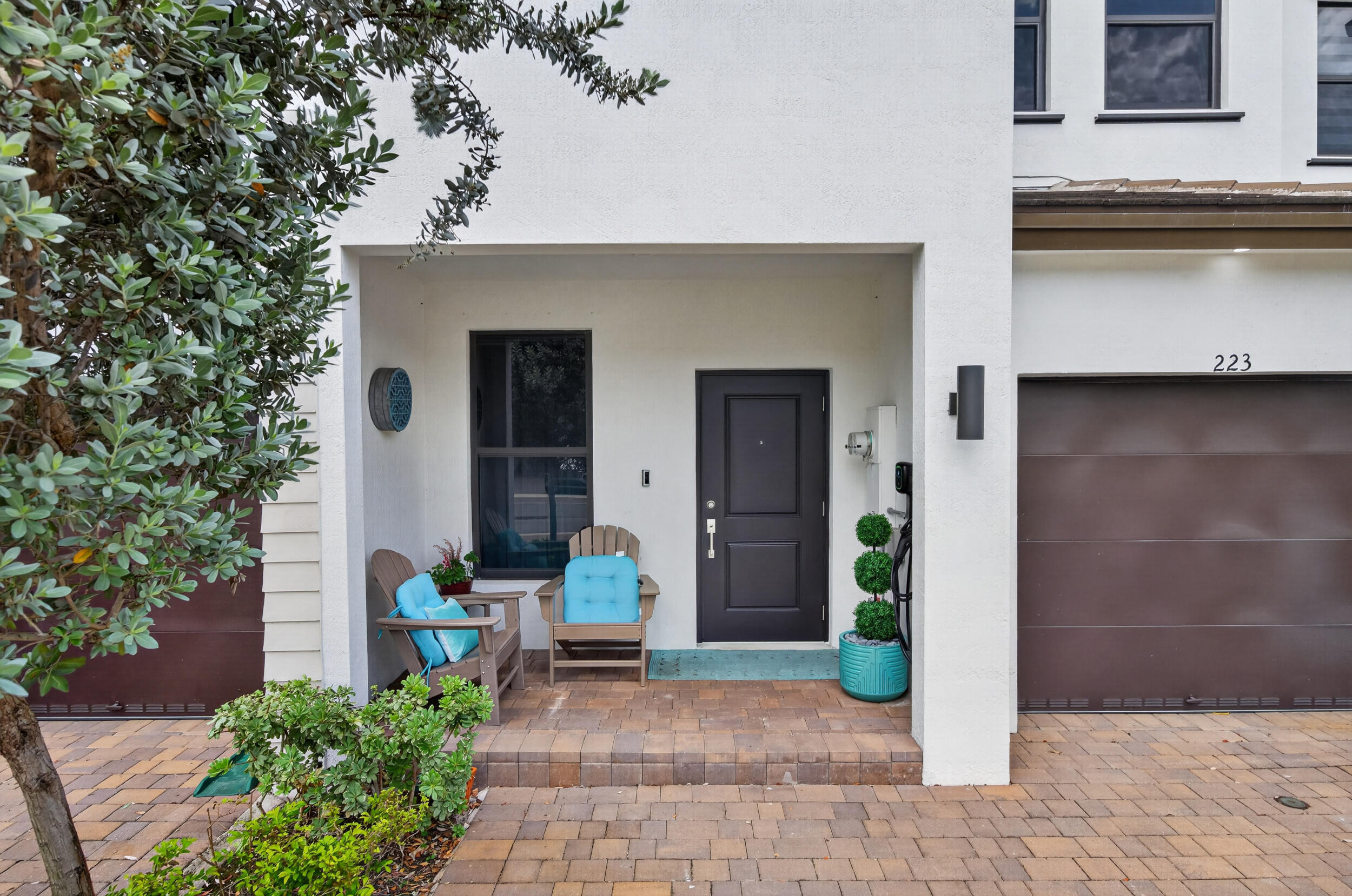 223 SW 159th Terrace