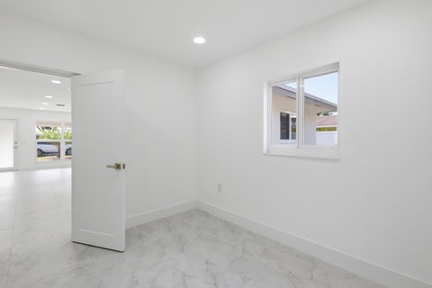 Tiny photo for 401 SE 1st Avenue, Pompano Beach, FL 33060 (MLS # B26050918)