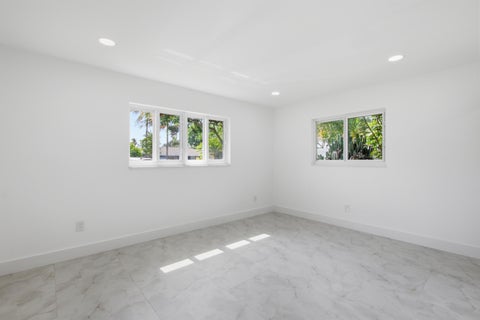 Tiny photo for 401 SE 1st Avenue, Pompano Beach, FL 33060 (MLS # B26050918)