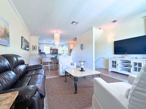 635 Casa Loma Boulevard Boynton Beach FL 33435