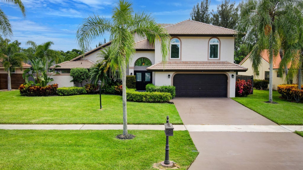 Photo of 5598 Aspen Ridge Circle, Delray Beach, FL 33484 (MLS # R11029381)