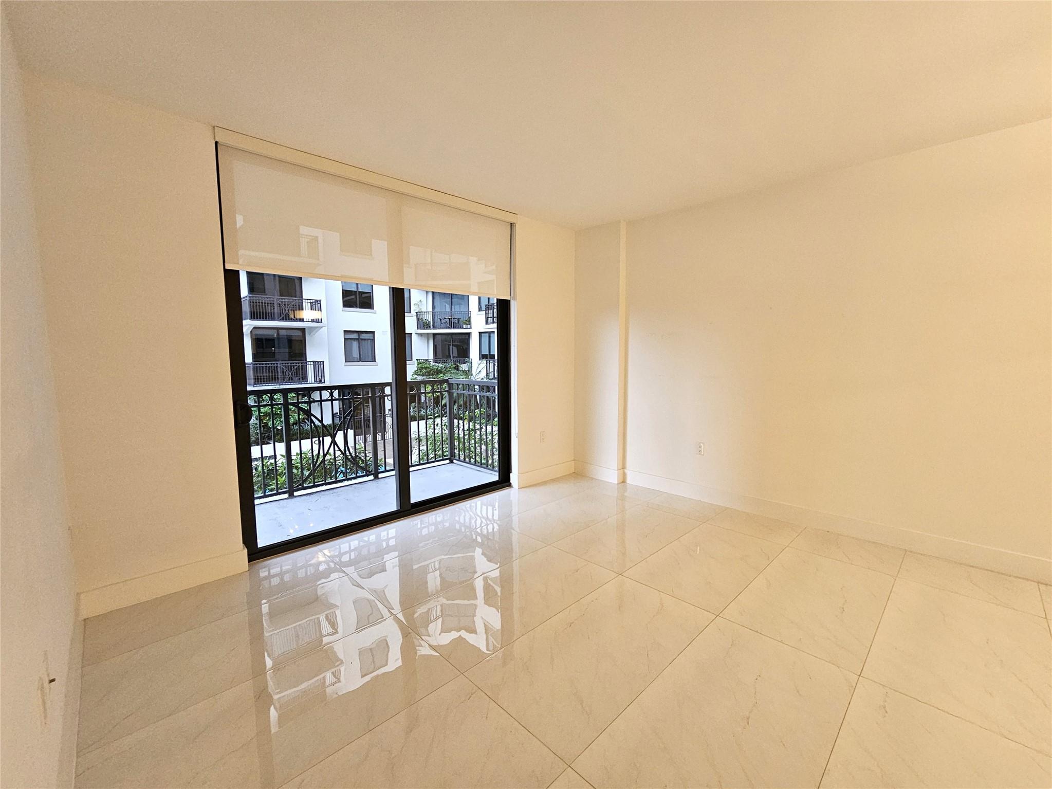 301 Altara Ave 522