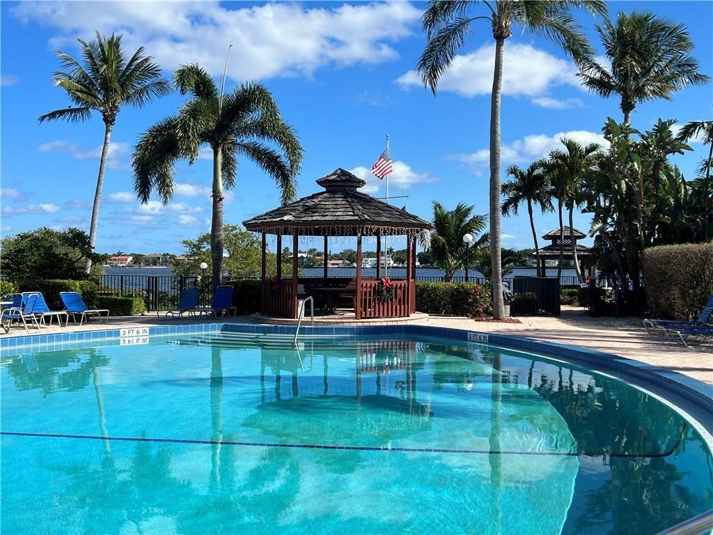 Half Moon Bay - Residential