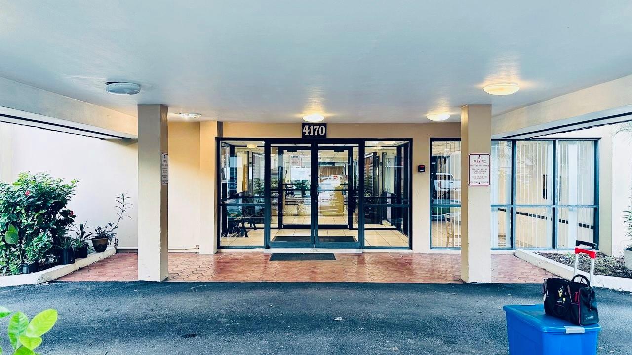 The Manors Of Inverrary I - Residential Lease