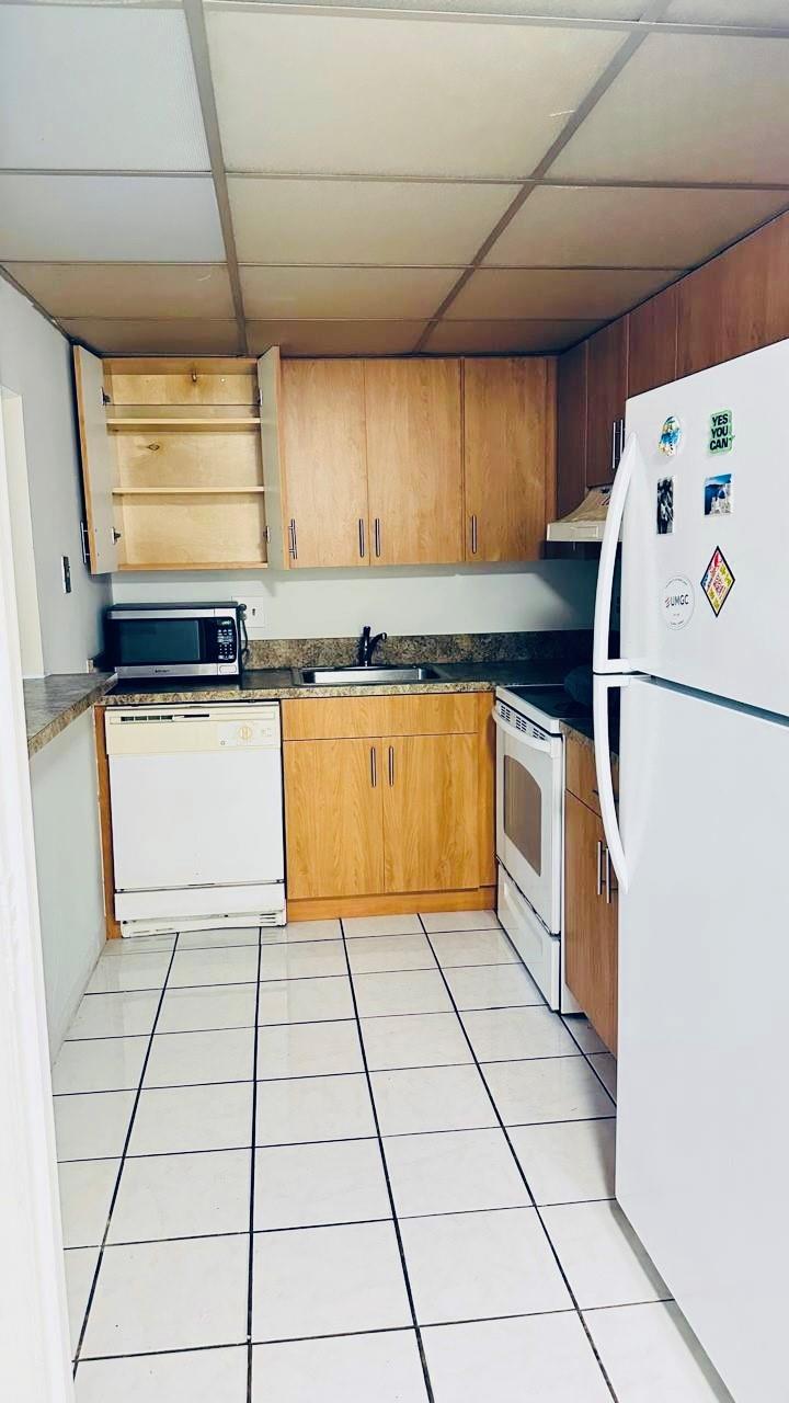 The Manors Of Inverrary I - Residential Lease