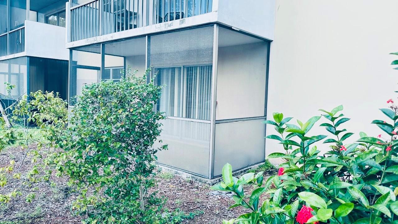 The Manors Of Inverrary I - Residential Lease