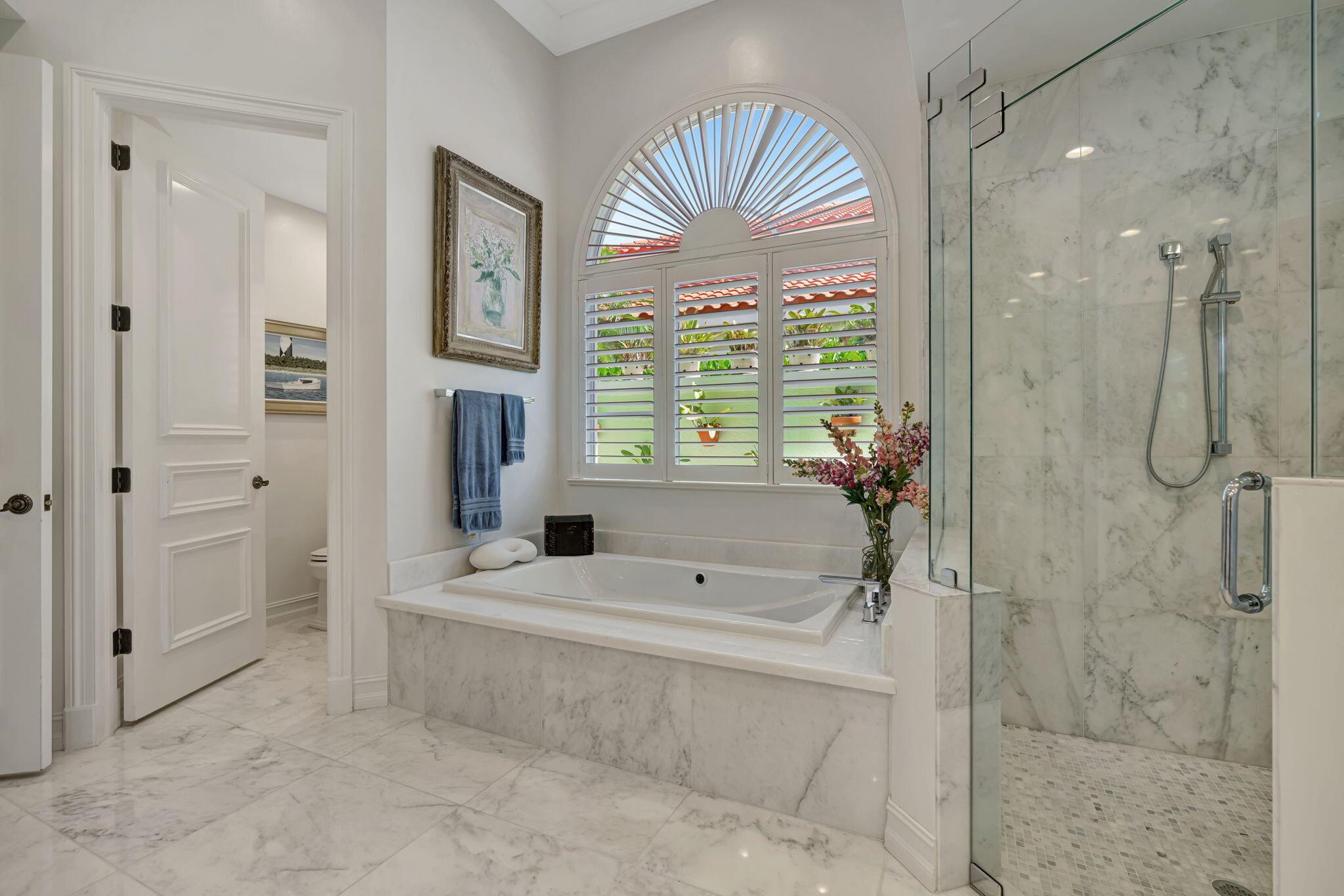 HARBOUR ISLES - Residential