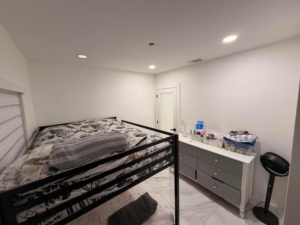 RICHMOND HEIGHTS - Residential