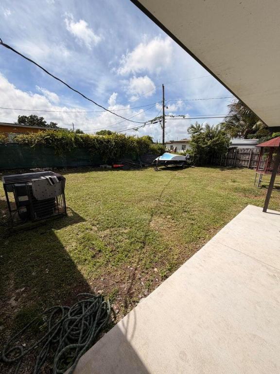 RICHMOND HEIGHTS - Residential