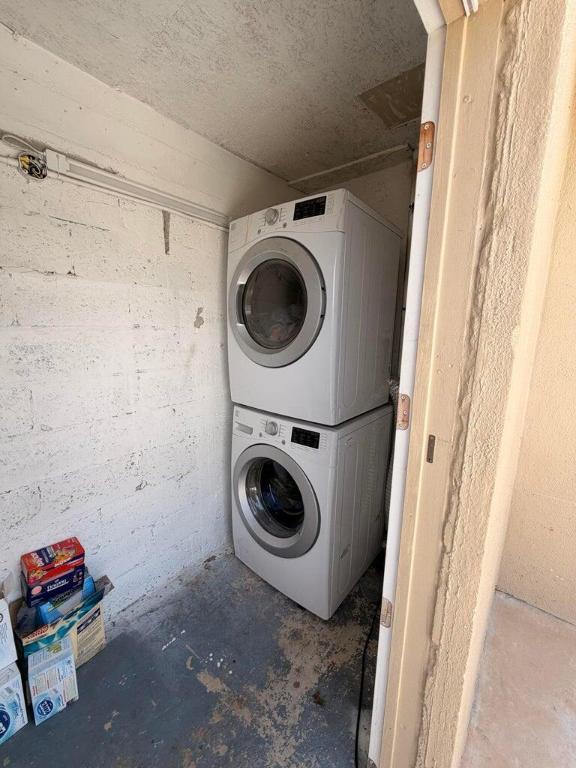 RICHMOND HEIGHTS - Residential