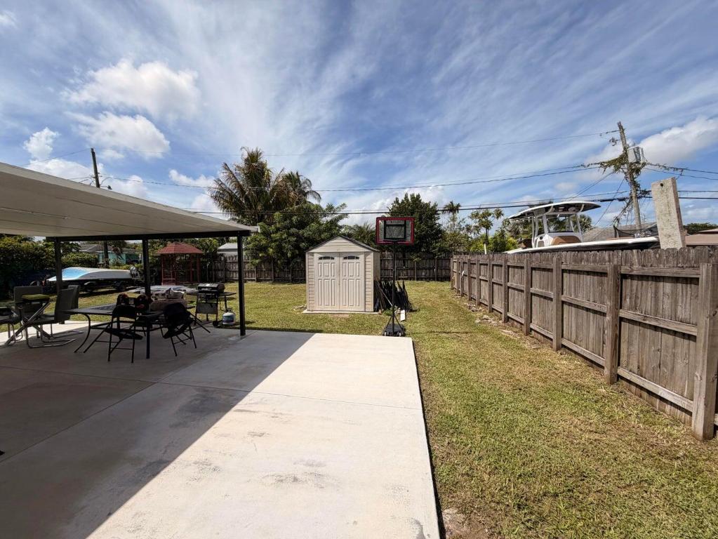 RICHMOND HEIGHTS - Residential