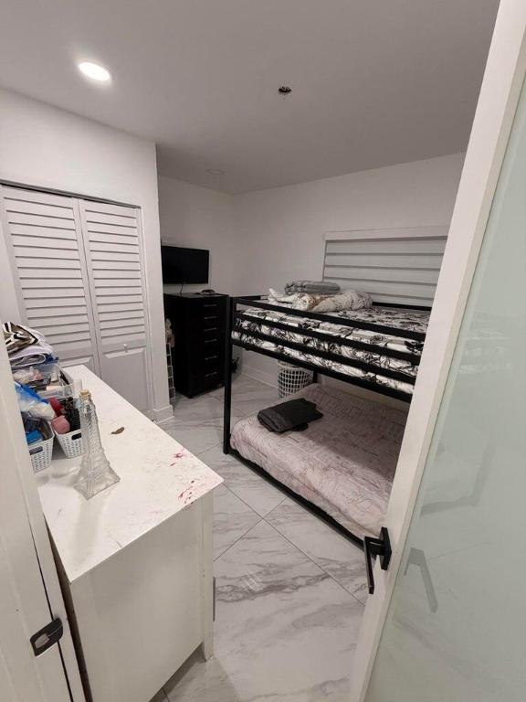 RICHMOND HEIGHTS - Residential