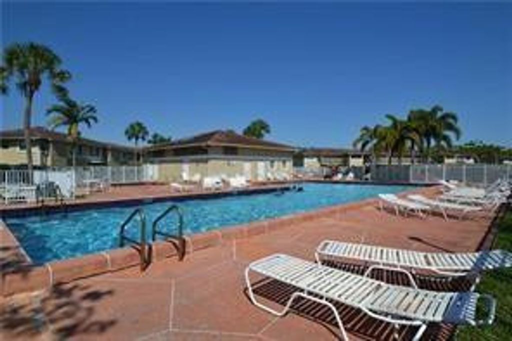 Photo of 10175 Twin Lakes Drive #10175, Coral Springs, FL 33071 (MLS # F10521228)