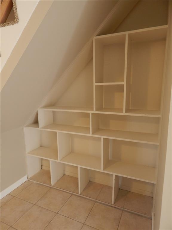 TAM O SHANTER FAMILY - Residential