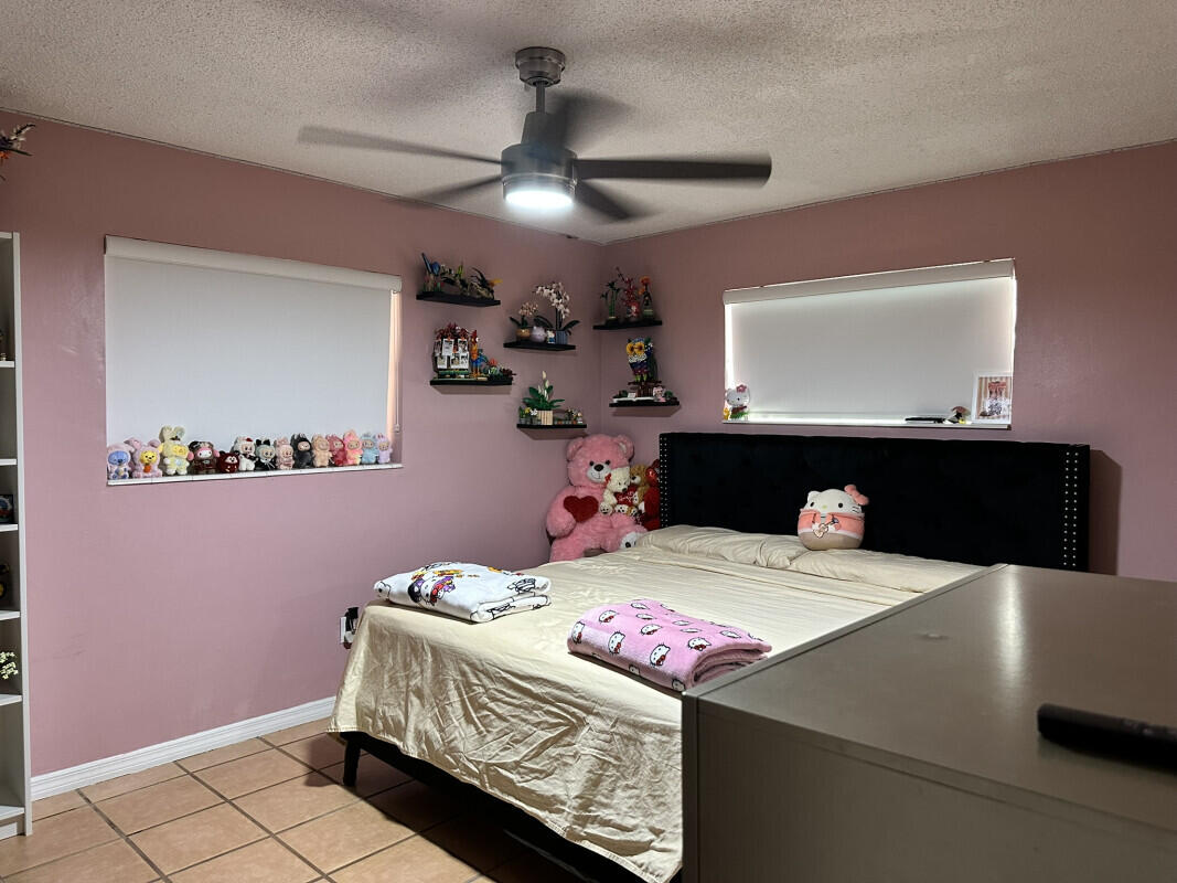 PLANTATION GARDENS SEC 5 - Residential