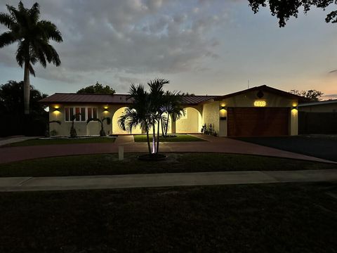 Tiny photo for 6940 Plantation Road, Plantation, FL 33317 (MLS # B26020644)