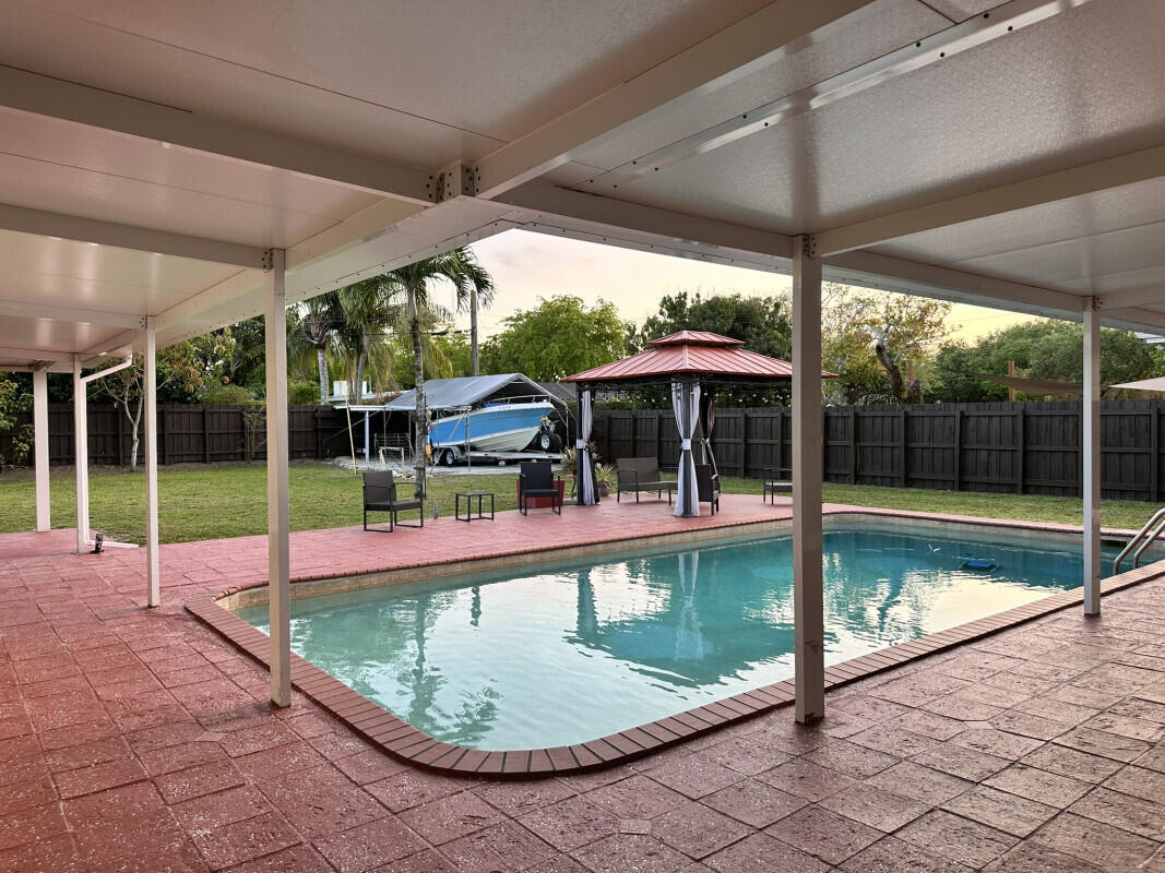 PLANTATION GARDENS SEC 5 - Residential