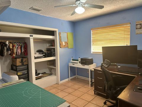 Tiny photo for 6940 Plantation Road, Plantation, FL 33317 (MLS # B26020644)