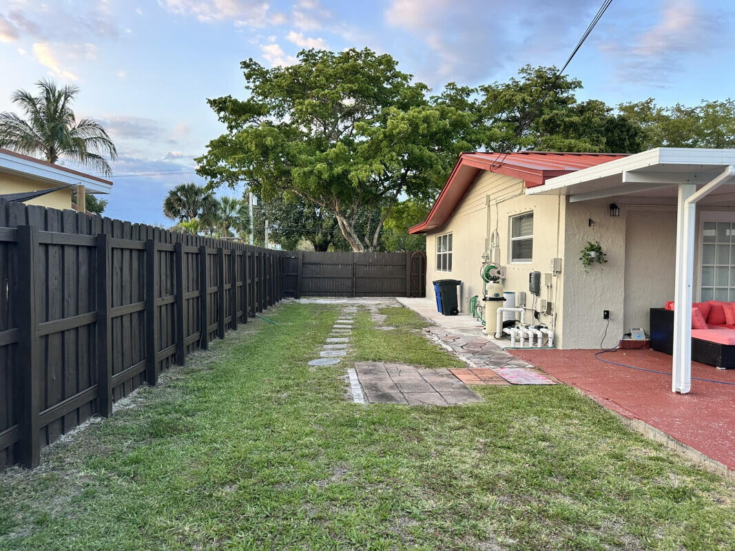 PLANTATION GARDENS SEC 5 - Residential